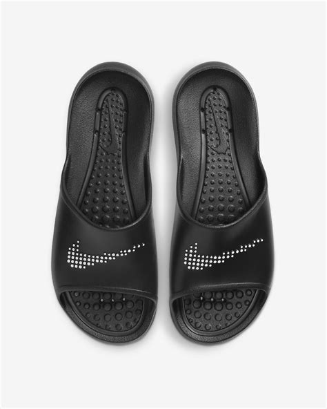 badslippers heren maat 47 nike|Nike Victori One badslippers voor heren.